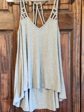 Light Gray Ribbed Sleeveless Tunic Top